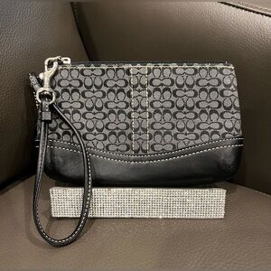 Coach Signature Mini C Jacquard Leather Black Gray Y2K Wristlet Bag
